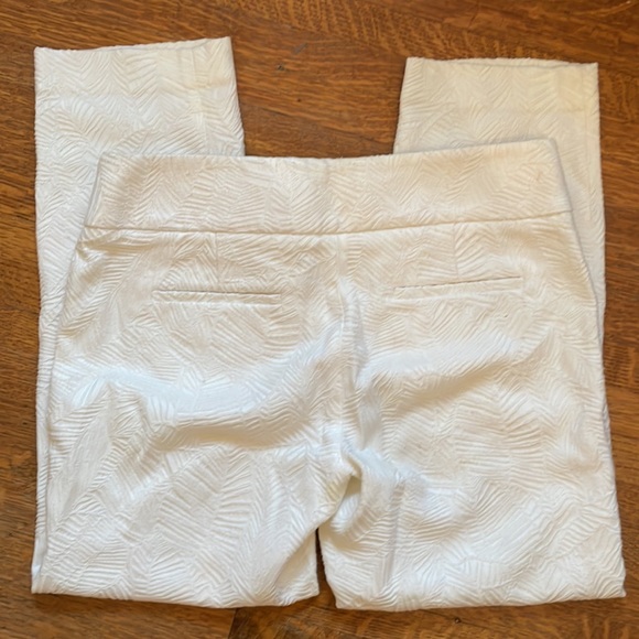 White capri pants - Picture 5 of 5